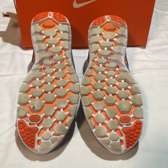 Nike Men's Flex Run 2015 Running Sneakers from Finish Line - Picture 2 of 5